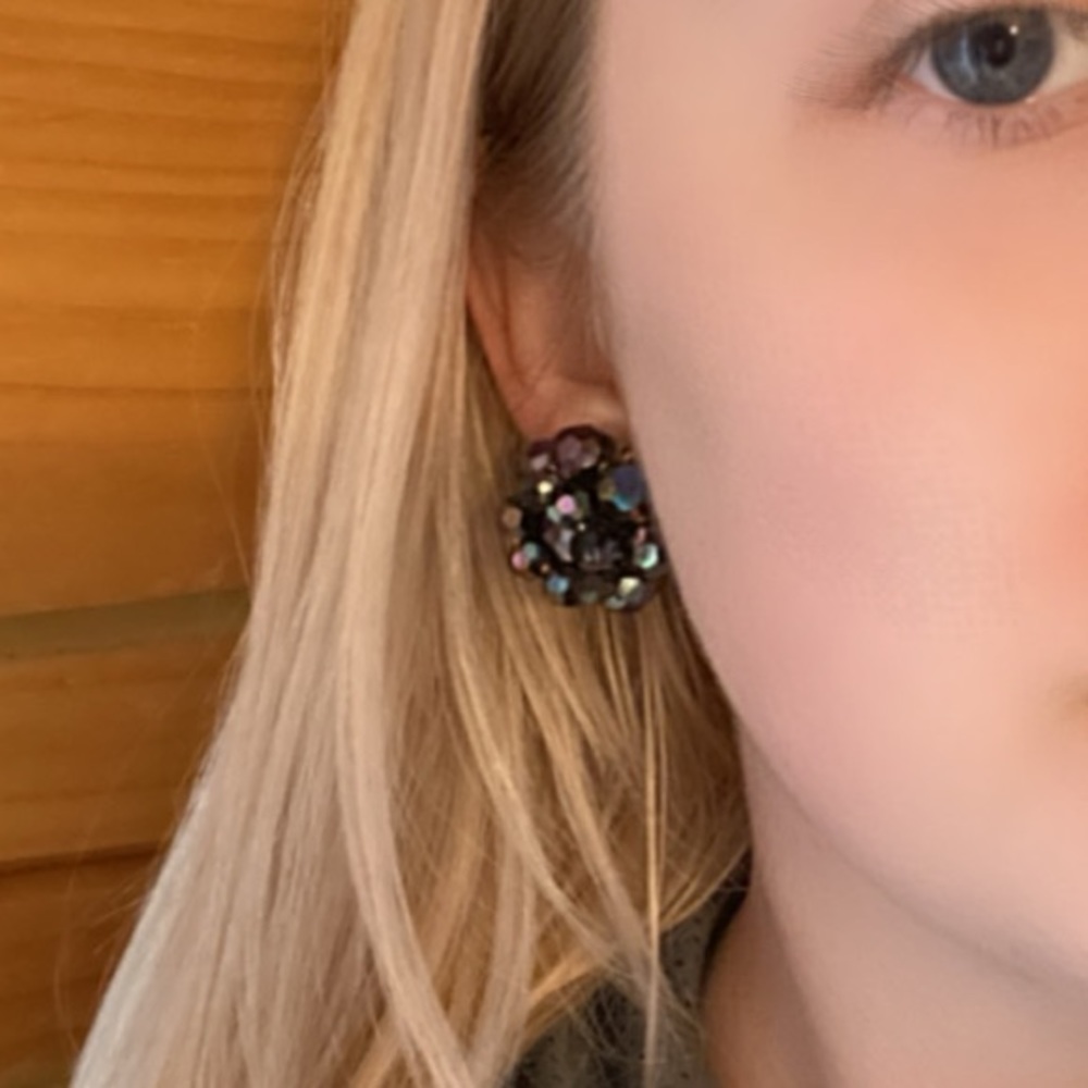 Vintage Vogue Beaded Round Cluster Black Clip On Earring Iridescent Shiny